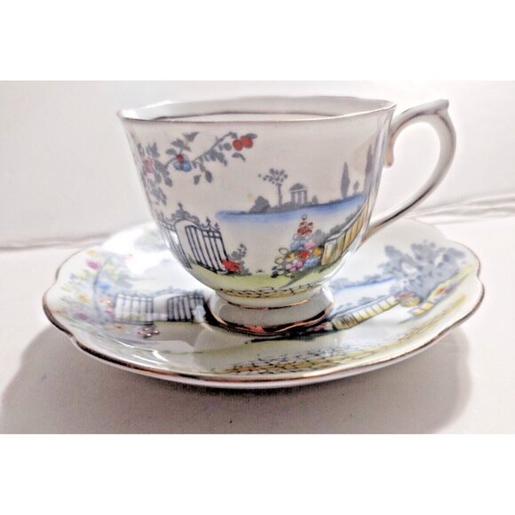 Antique Royal Albert HAND PAINTED Teacup & Saucer "Rosedale" Pattern 1930's - Picture 1 of 14